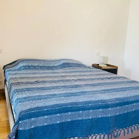 Apartment Suberb Air-Conditioned Apartment With Sea View